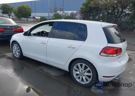 2011 Volkswagen Golf Tdi 4-Door z USA, uszkodzony, nr VIN WVWNM7AJ3BW055729